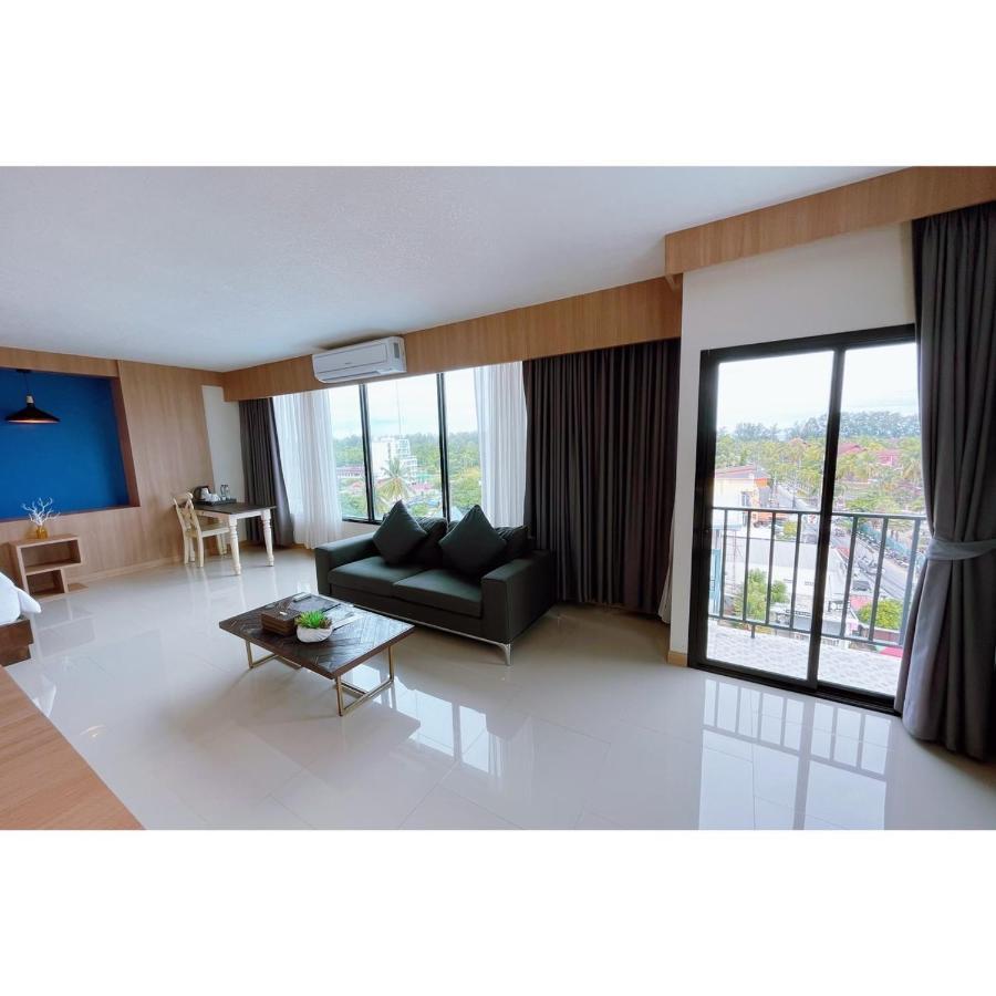 The Sixteenth Naiyang Beach Hotel Sha Plus Nai Yang Beach Buitenkant foto